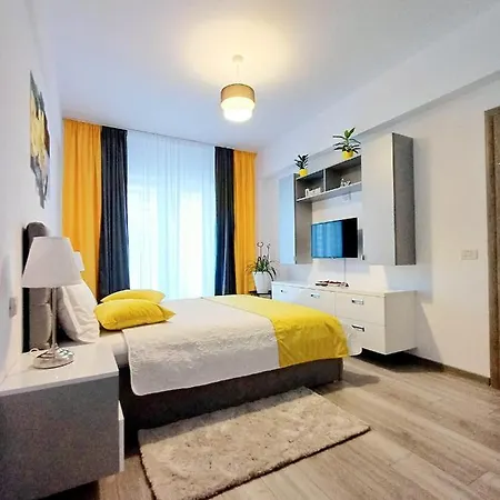 Edelweiss Apartment *